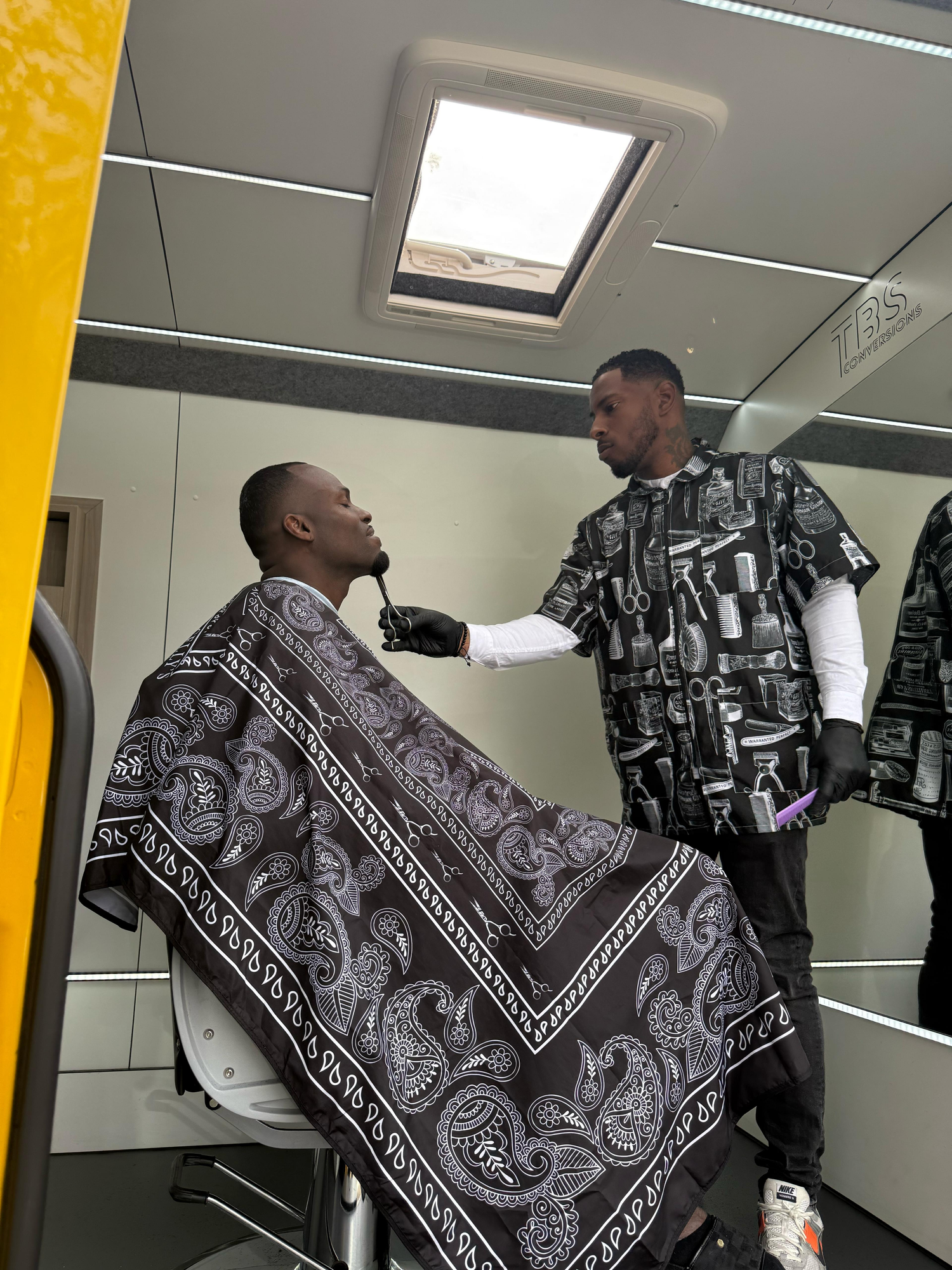 Quinten the Barber (Staanplaats, Noordplein Rotterdam)